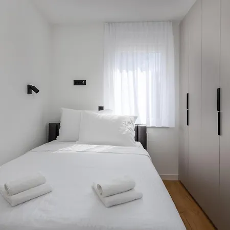 Appartamento 3 Bedroom In *