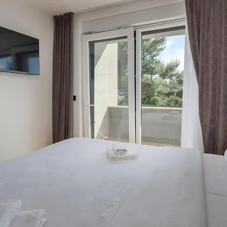 3 Bedroom In Apartamento *