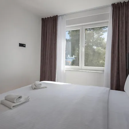 3 Bedroom In Apartamento Kožino