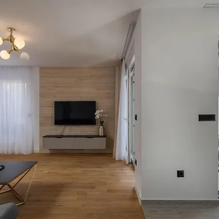 Appartamento 3 Bedroom In *